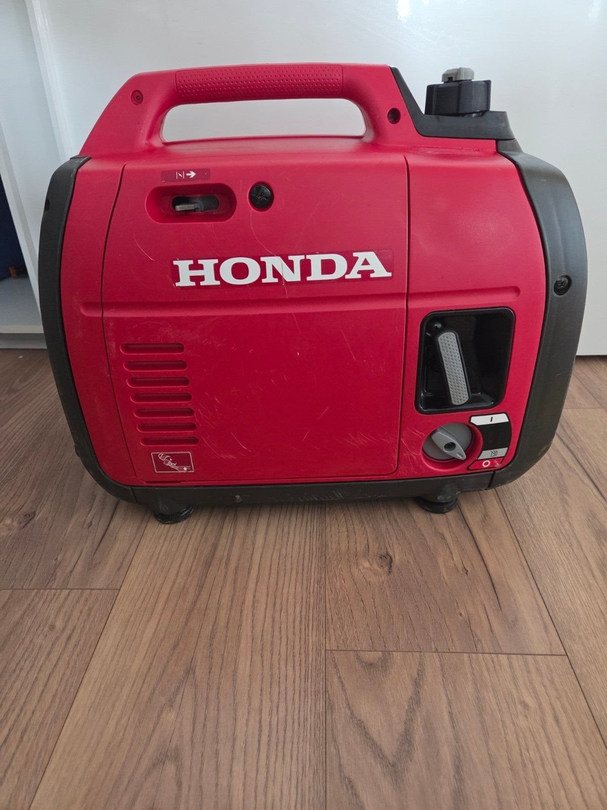 Honda Inverter EU22i Aggregaat - Zo goed als nieuw, Benzine, Ophalen of Verzenden, Zo goed als nieuw, Geluidgedempt