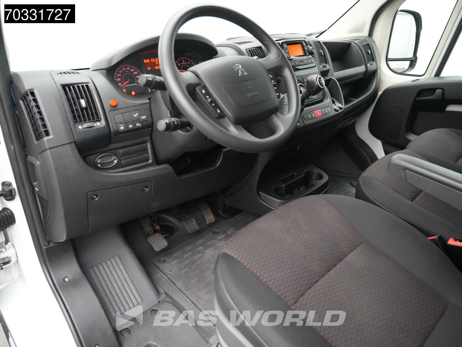 Peugeot Boxer 165PK Laadklep Bakwagen Airco Cruise Camera St, Stof, Gebruikt, Euro 6, 4 cilinders