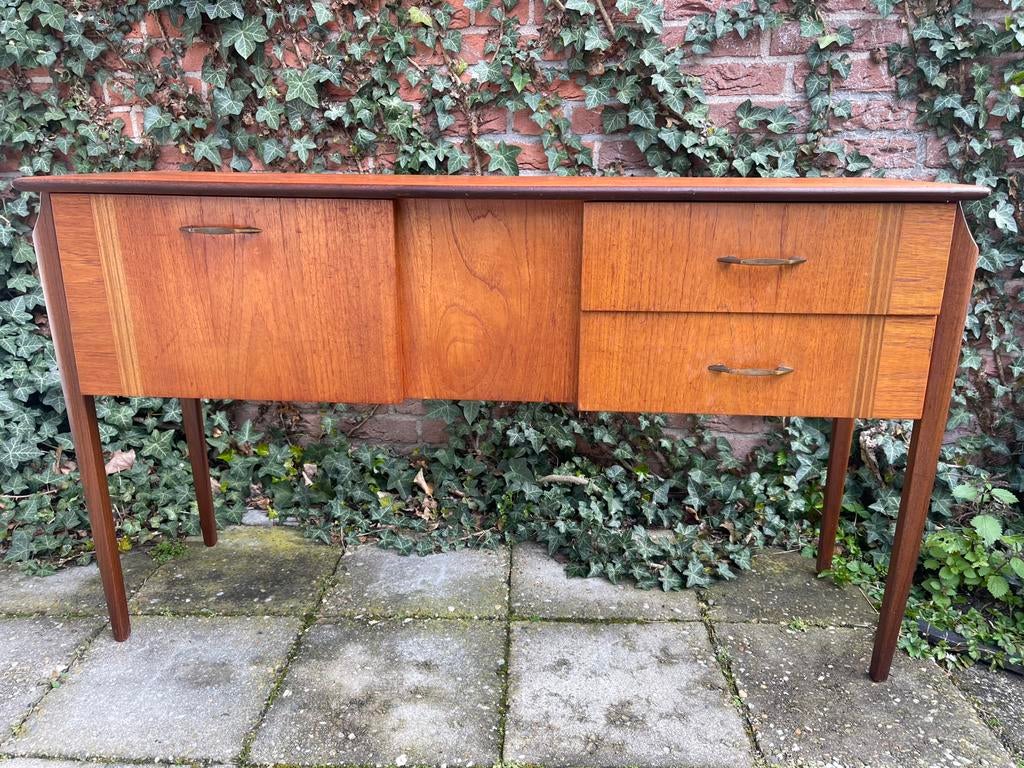Vintage sidetable Louis van Teeffelen, Ophalen, O, O, Zo goed als nieuw