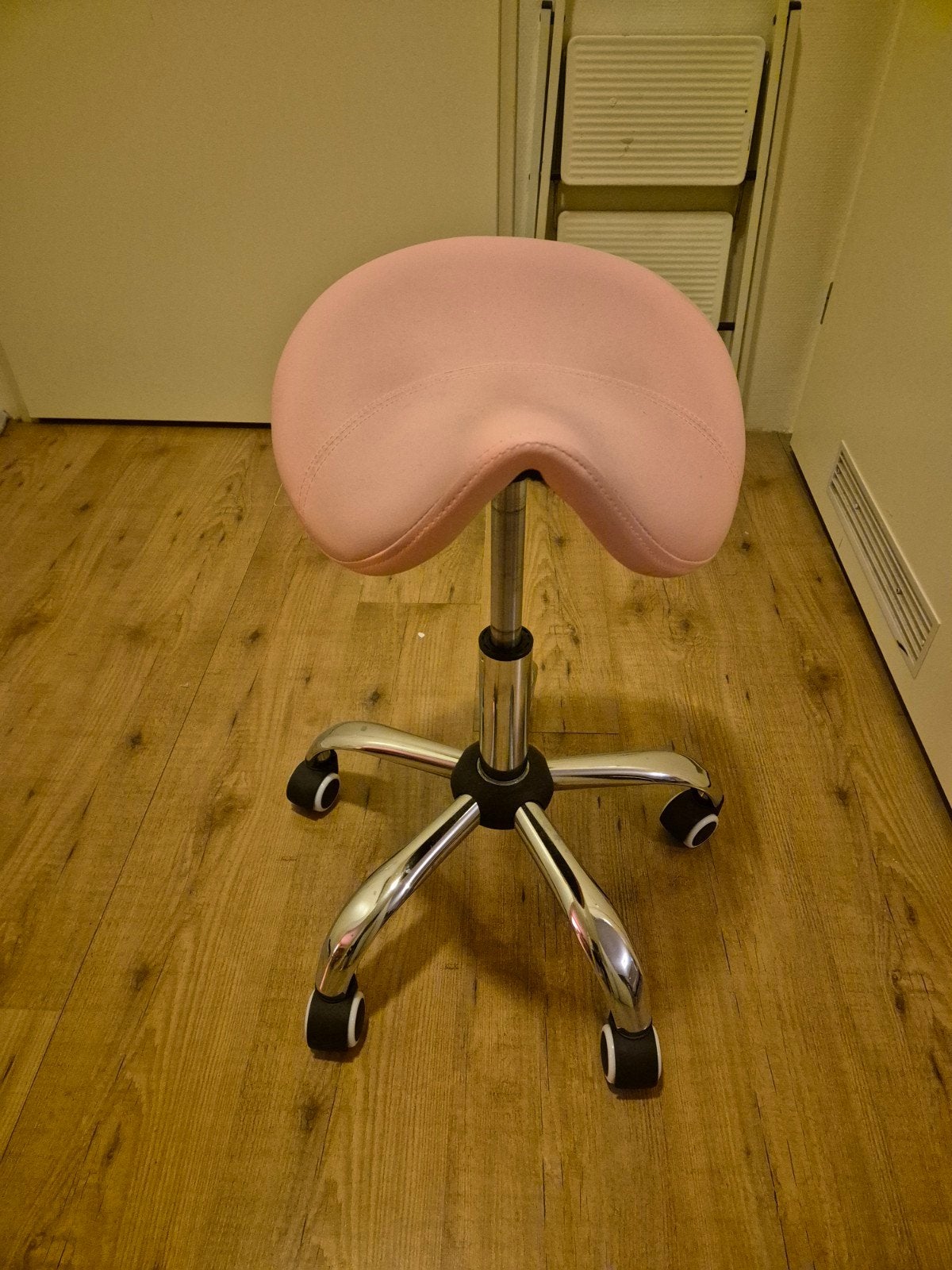 Zadelkruk roze, Ophalen of Verzenden, In hoogte verstelbaar, Nieuw, Hout