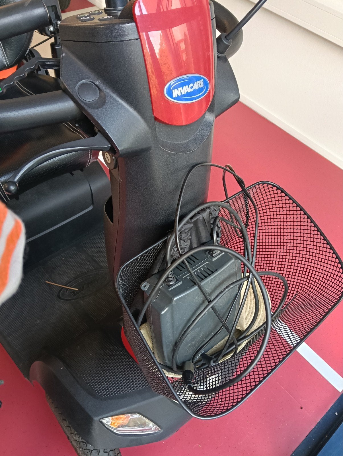 scooter mobiel 4 wielen, 2 nieuwe accus, Ophalen