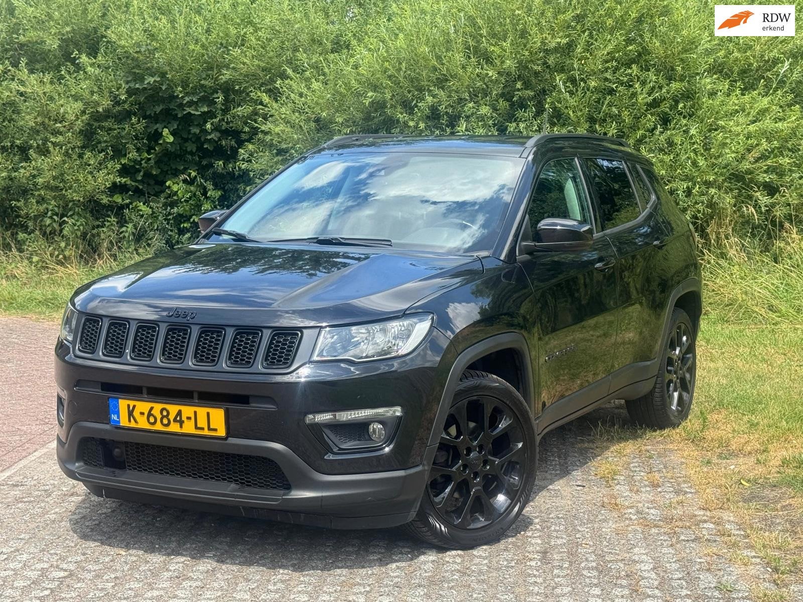 Jeep Compass 1.3T Night Eagle Liberty Edition, 4 cilinders, 150 pk, Leder en Stof, 600 kg