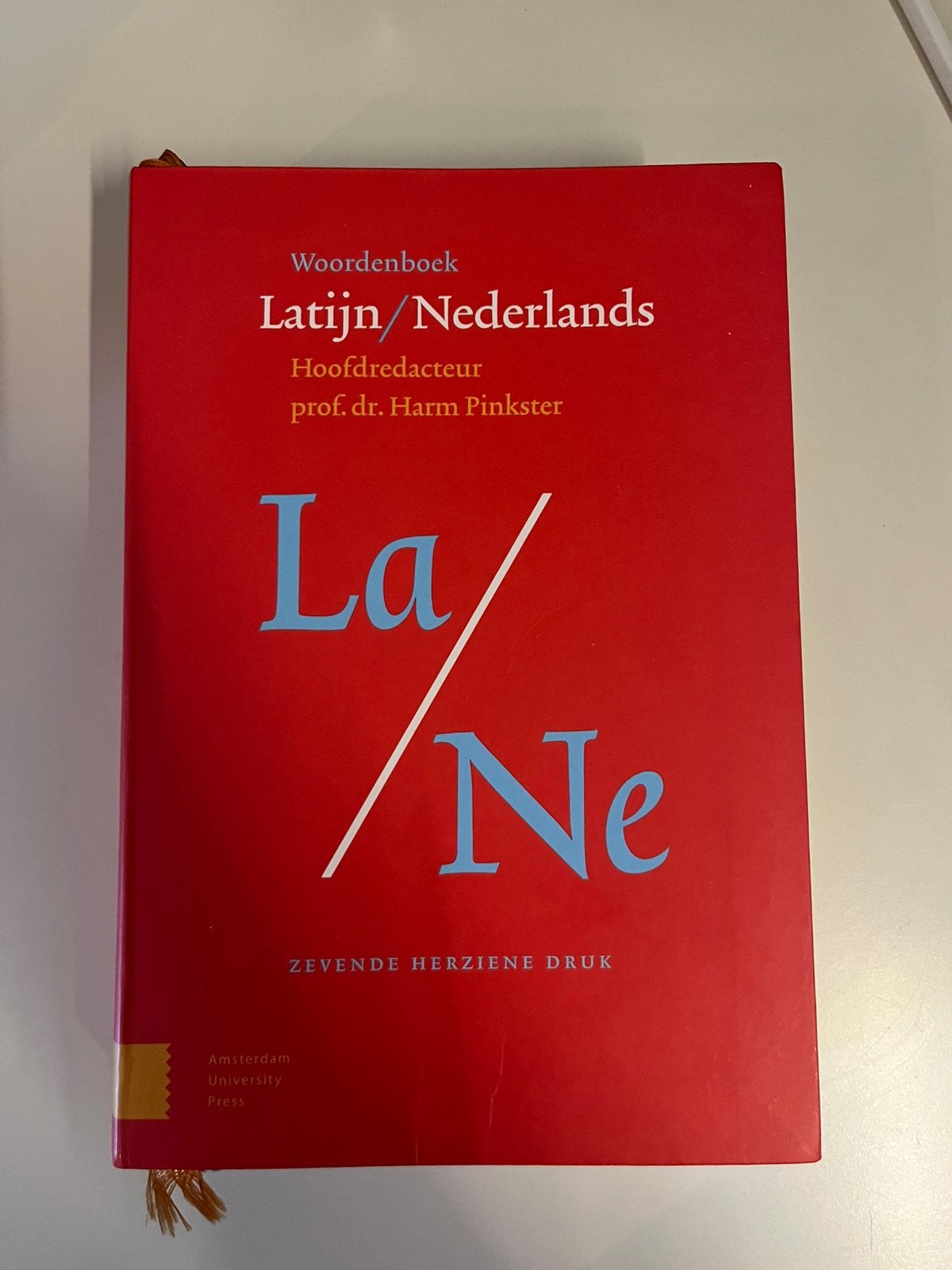 Latijn woordenboek, Ophalen of Verzenden, Zo goed als nieuw, Overige uitgevers, Latijn