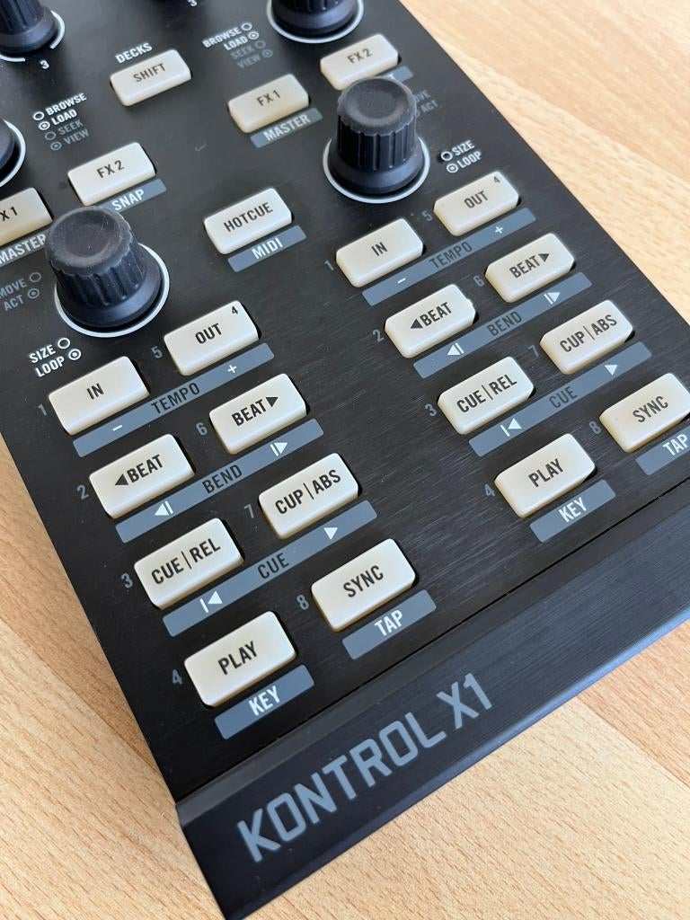 Traktor Kontrol X1, Native Instruments, Ophalen of Verzenden, Zo goed als nieuw, Overige merken