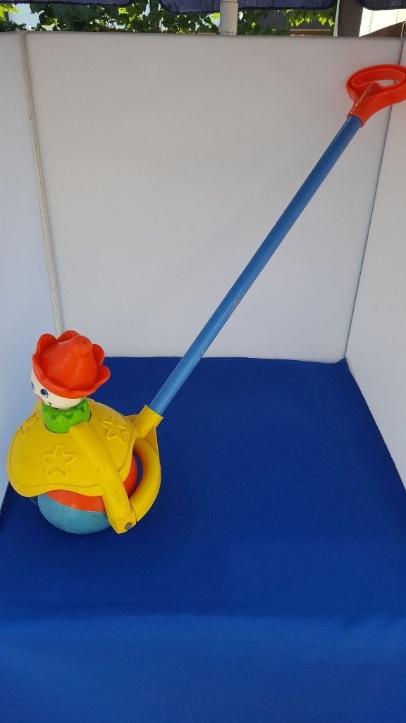 Fisher Price vintage clown op bal met stok, nr. 758. 5A28