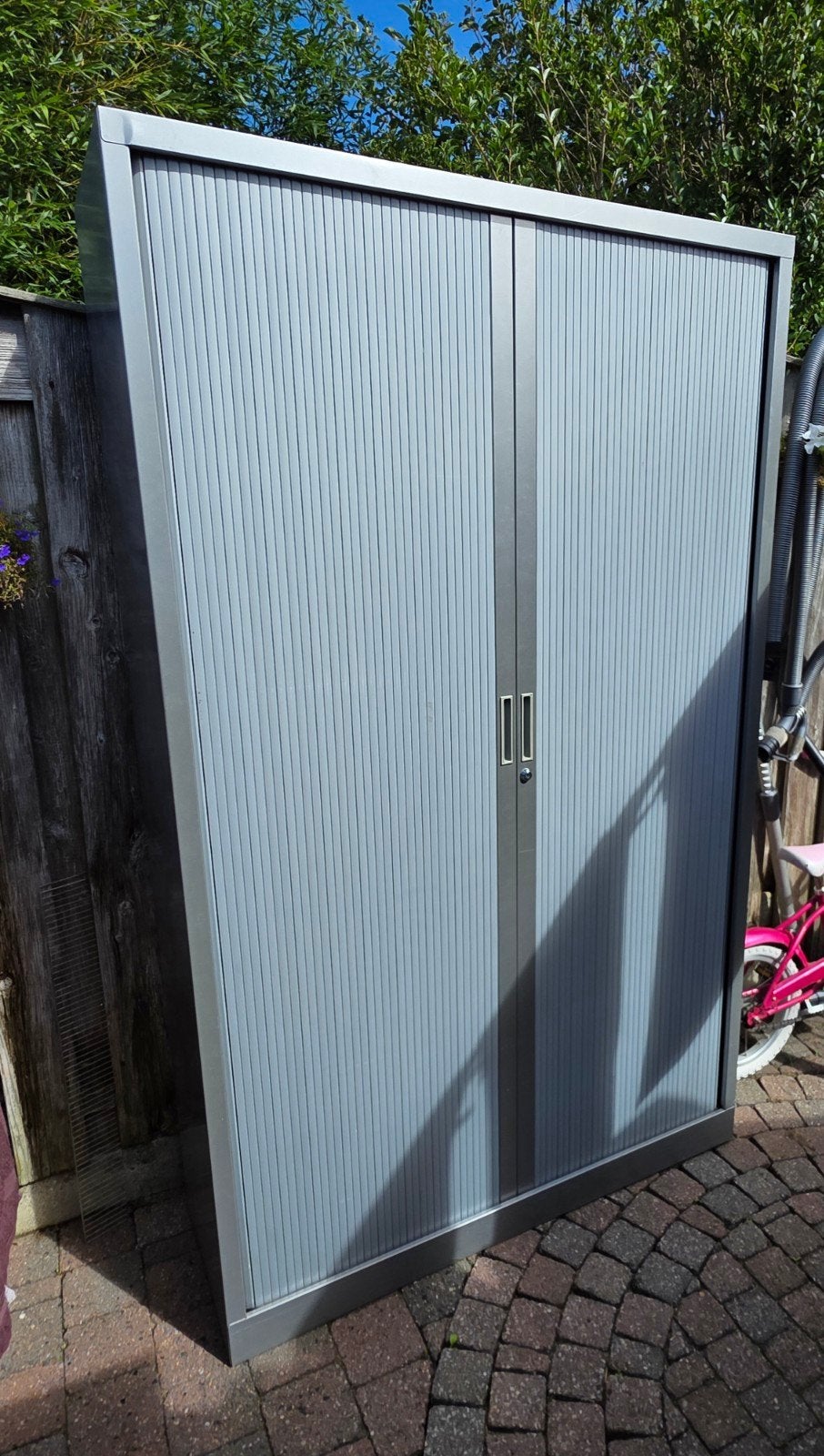 Tekoop stalen kast, Ophalen, 25 tot 50 cm, 100 tot 150 cm, 150 tot 200 cm
