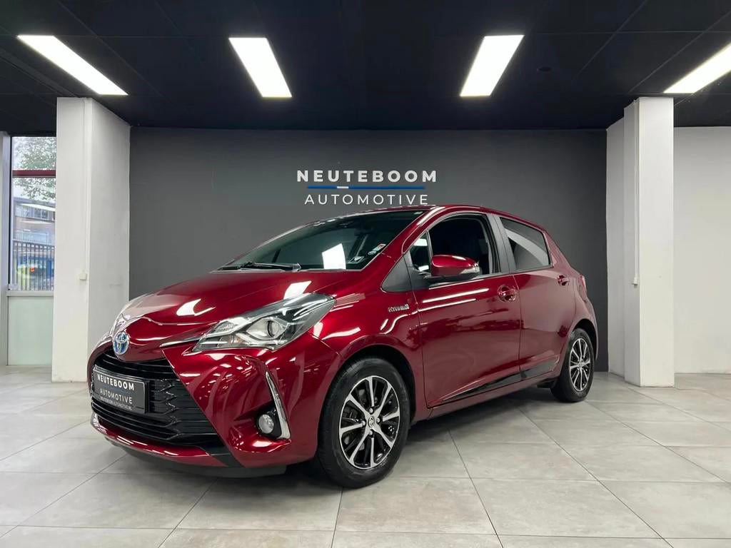 Toyota Yaris 1.5 Hybrid | Lane Assist | Stoelve € 13.750,0, Automaat, Gebruikt, 4 cilinders, Stoelverwarming