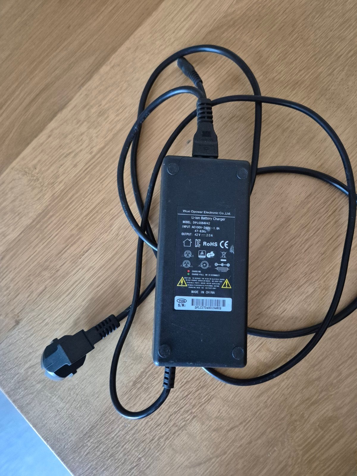 Amslod lader accu electrische fiets, Ophalen