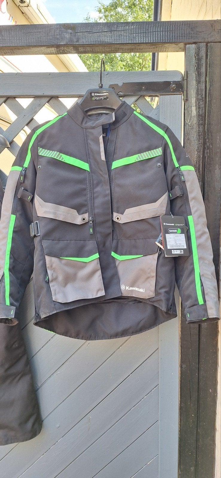 Nieuwe Kawasaki jas en Difi motorbroek - Textiel, Motoren, Kleding | Motorkleding, Nieuw met kaartje, Jas | textiel, Heren, Kawasaki