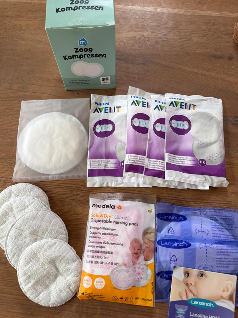 Diverse zoogcompressen: Medela, Avent, AH + wasbaar, Ophalen of Verzenden, Nieuw, Overige typen