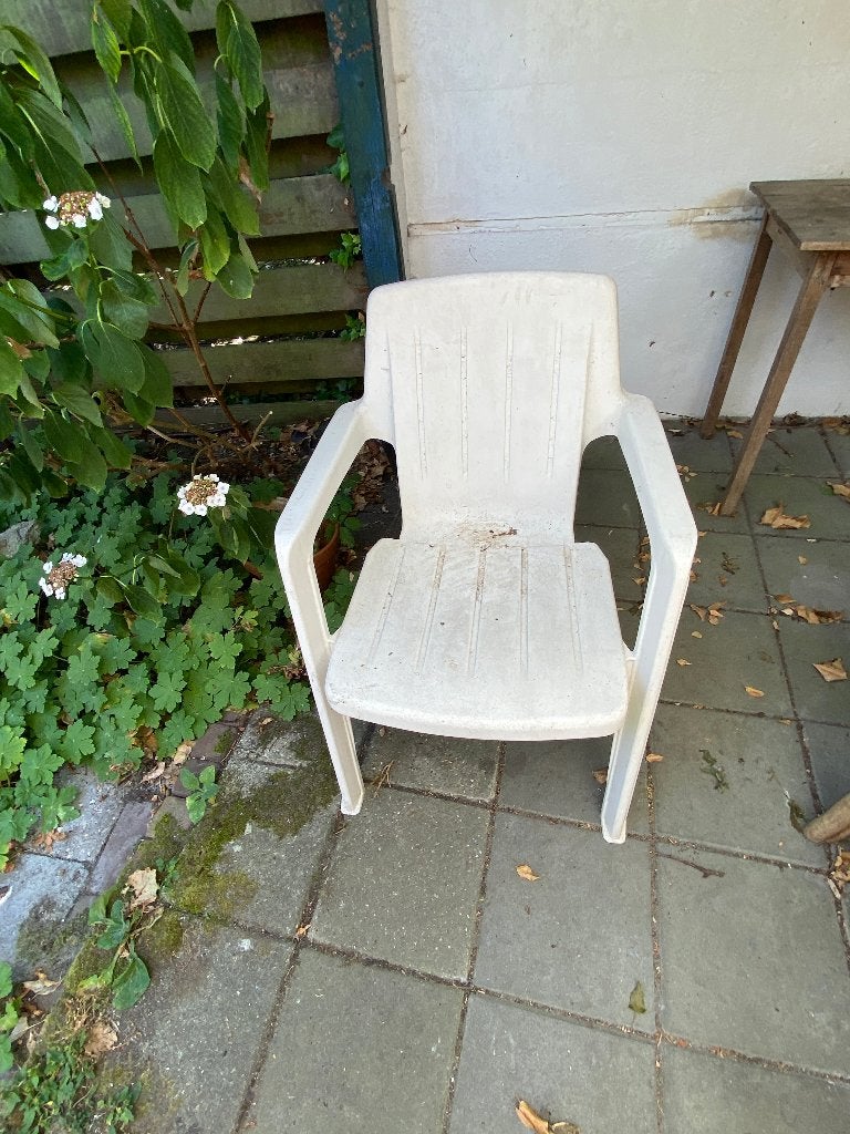 Gratis Jardin Witte tuinstoel, Tuin en Terras, Ophalen, Gebruikt, Kunststof