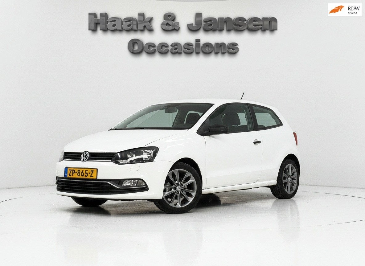 Volkswagen Polo 1.0 First Edition Airco stoelverwarming, Voorwielaandrijving, Navigatiesysteem, Gebruikt, Euro 6