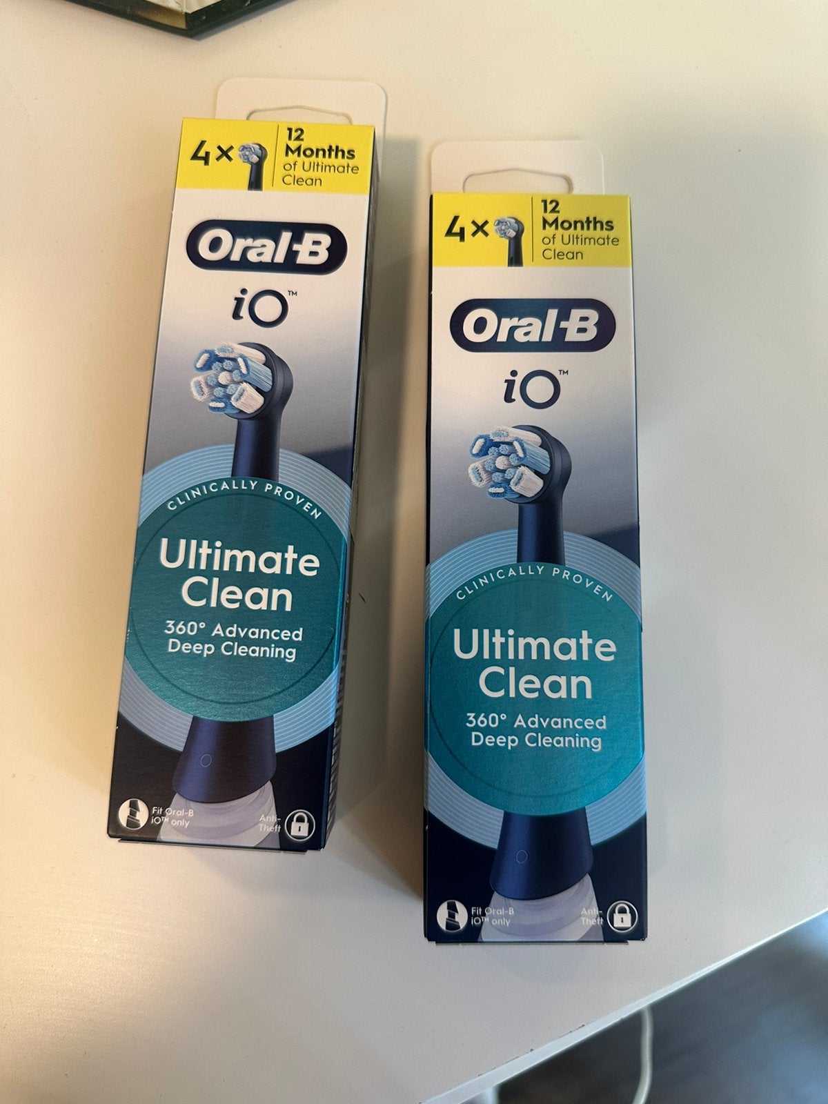 8 stuks Oral-B iO opzetborstels, Ophalen of Verzenden, Zo goed als nieuw, Opzetborstel