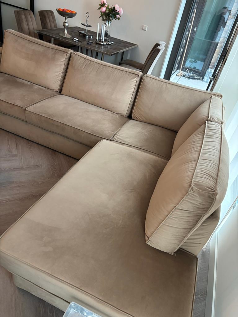 Hoekbank met lounge gedeelte., Huis en Inrichting, Banken | Bankstellen, Ophalen, Gebruikt, 300 cm of meer, Vierpersoons of meer