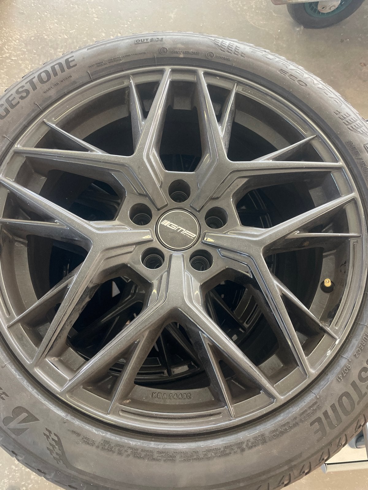 4x Bridgestone banden op GMP velgen 215/50R18, Ophalen, Gebruikt