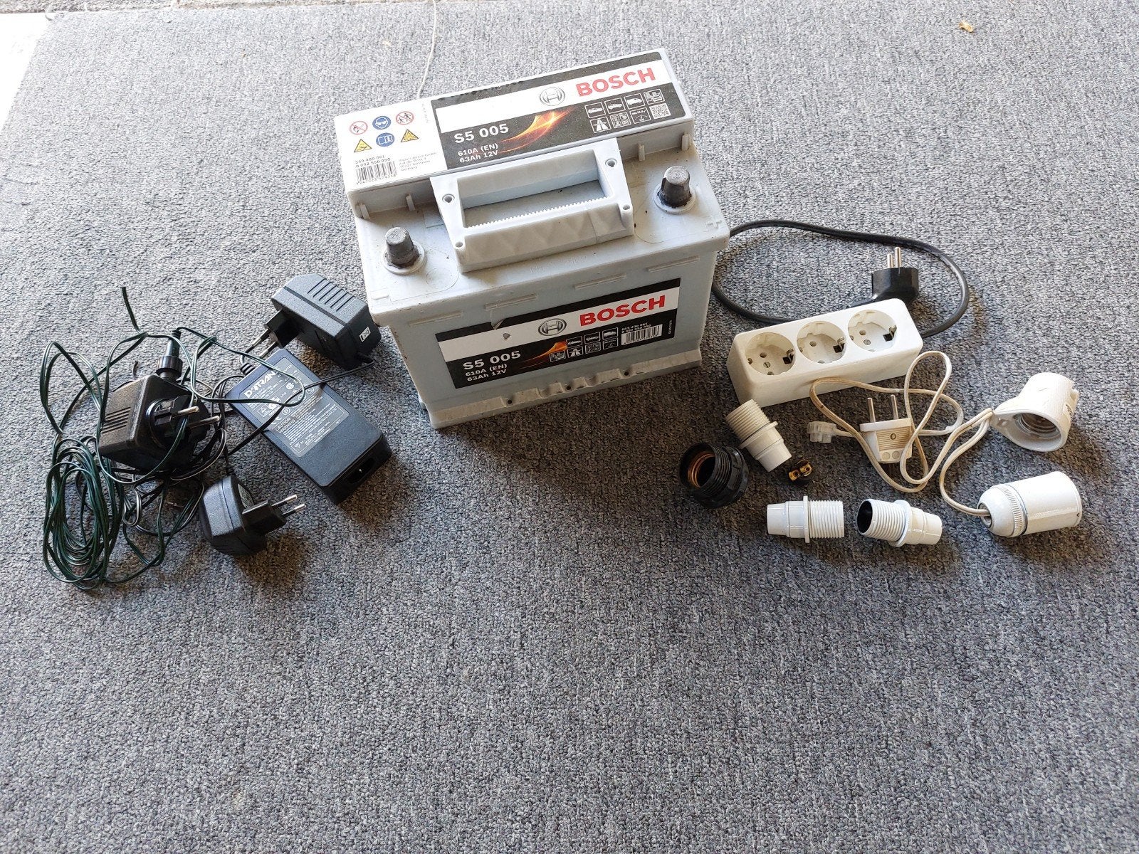 Oud ijzer, snoeren, stekkers, autoaccu & adapters, Ophalen, Gebruikt, Kabel of Snoer