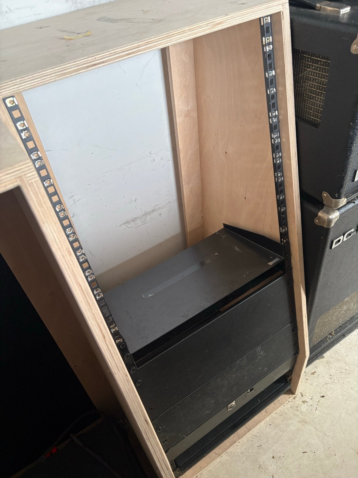 Houten 19-inch rackkast voor audioapparatuur, Ophalen of Verzenden, Gebruikt