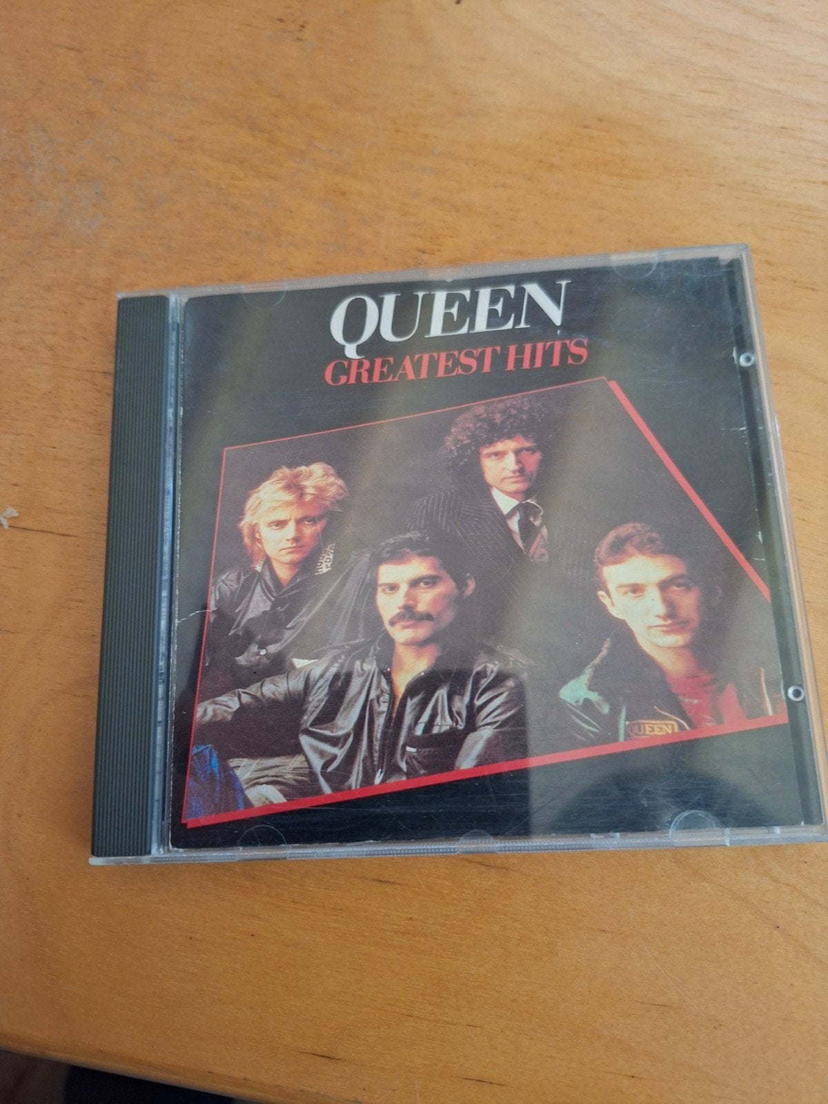 Queen - Greatest Hits CD (Pop/Rock), Inclusief boekje, Rock, Gebruikt, Ophalen of Verzenden