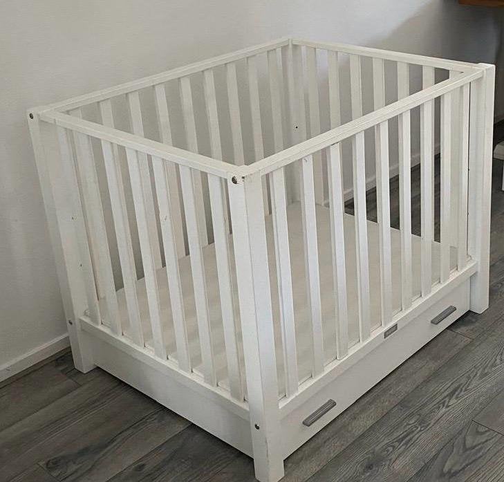 Witte Bopita box met lade, matras + hoeslaken (gebr.), Ophalen, Gebruikt, Lade