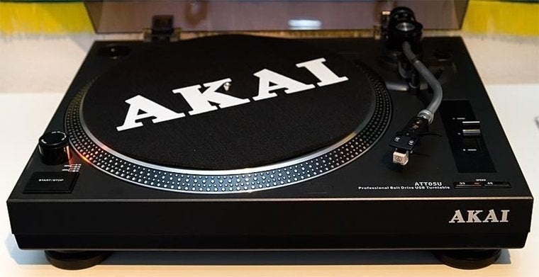 Akai USB draaitafel ATT 05U prima,extra naald!!, Ophalen of Verzenden, Gebruikt, Akai, Pitch-regelaar