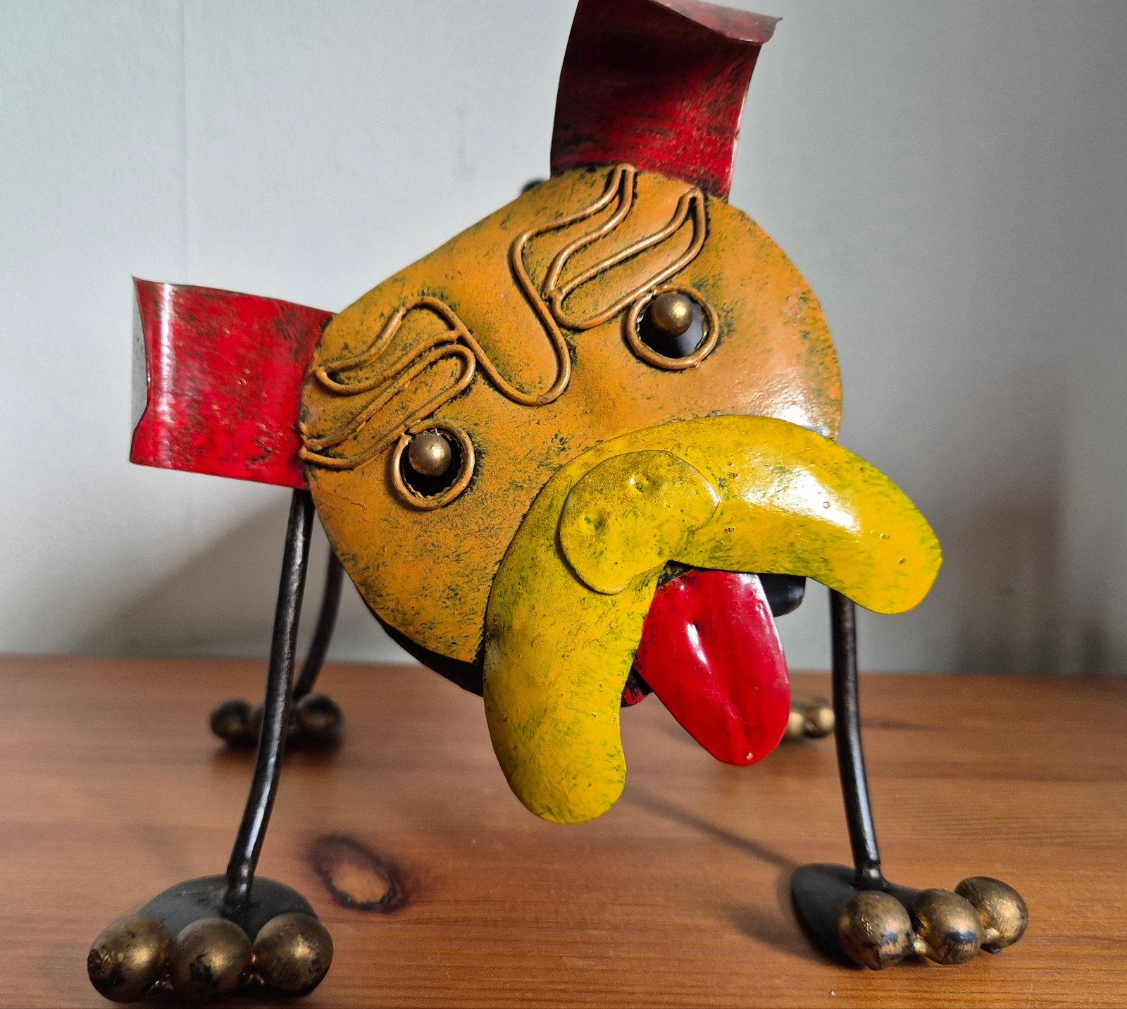 Kleurrijk metalen hondenbeeld – Wereldwinkel / Fair Trade (m, Ophalen of Verzenden, 17 cm, Metaal