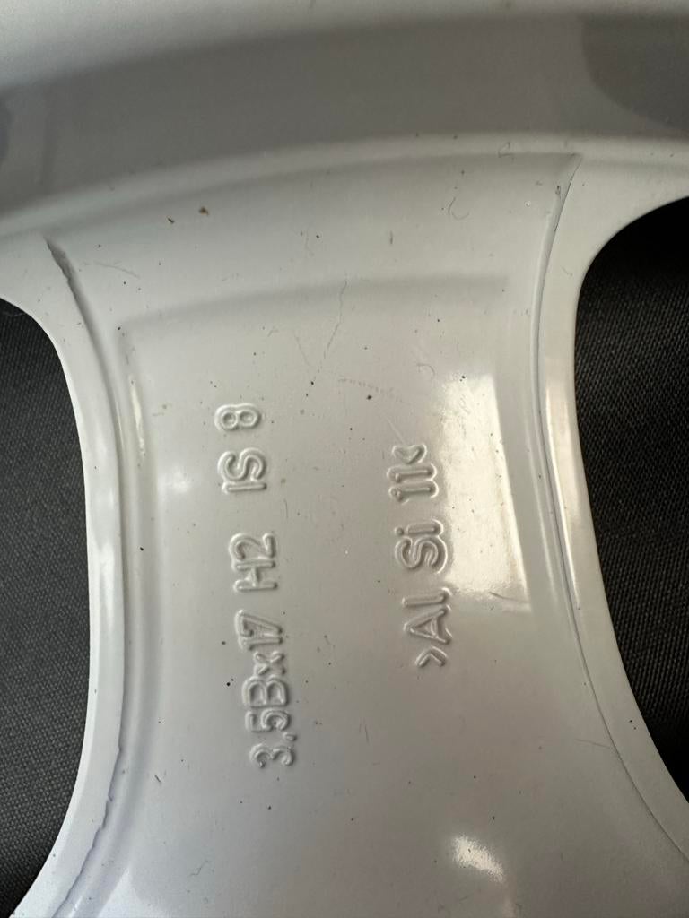 BMW thuiskomer met gereedschapset en wielhoes, Auto diversen, Ophalen of Verzenden, Gebruikt