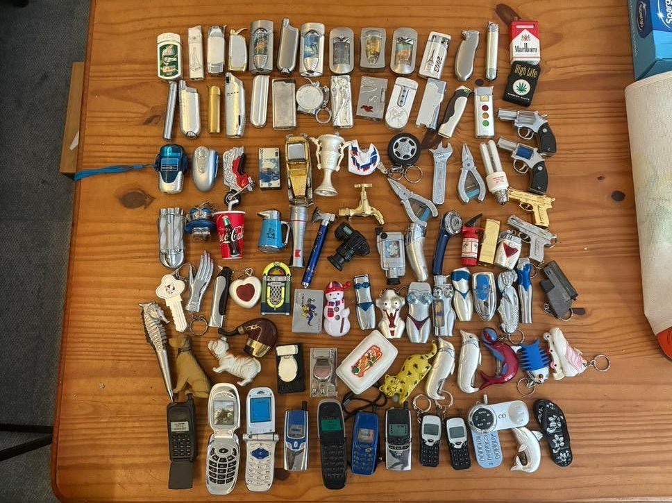 Grote set unieke aanstekers - 99 stuks, Ophalen of Verzenden, Gebruikt