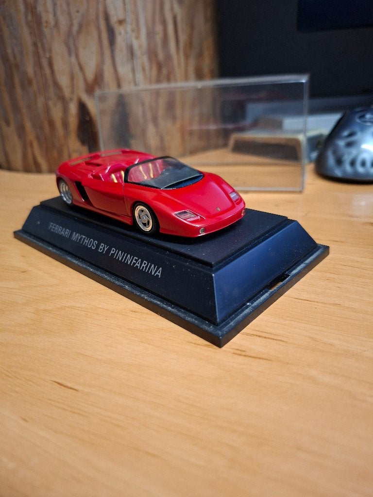 Revell  Ferrari Mythos, Ophalen of Verzenden, Auto