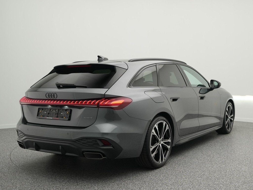 Audi A5 Avant 2.0 e-hybrid 299 PK quattro S edition | LED Pl, Automaat, Stof, Gebruikt, 4 cilinders