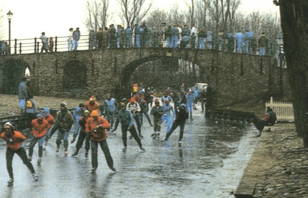972529	Sloten	1985 Elfstedentocht	Schaatsen	Onbeschreven, Ophalen of Verzenden, 1980 tot heden, Ongelopen, Friesland