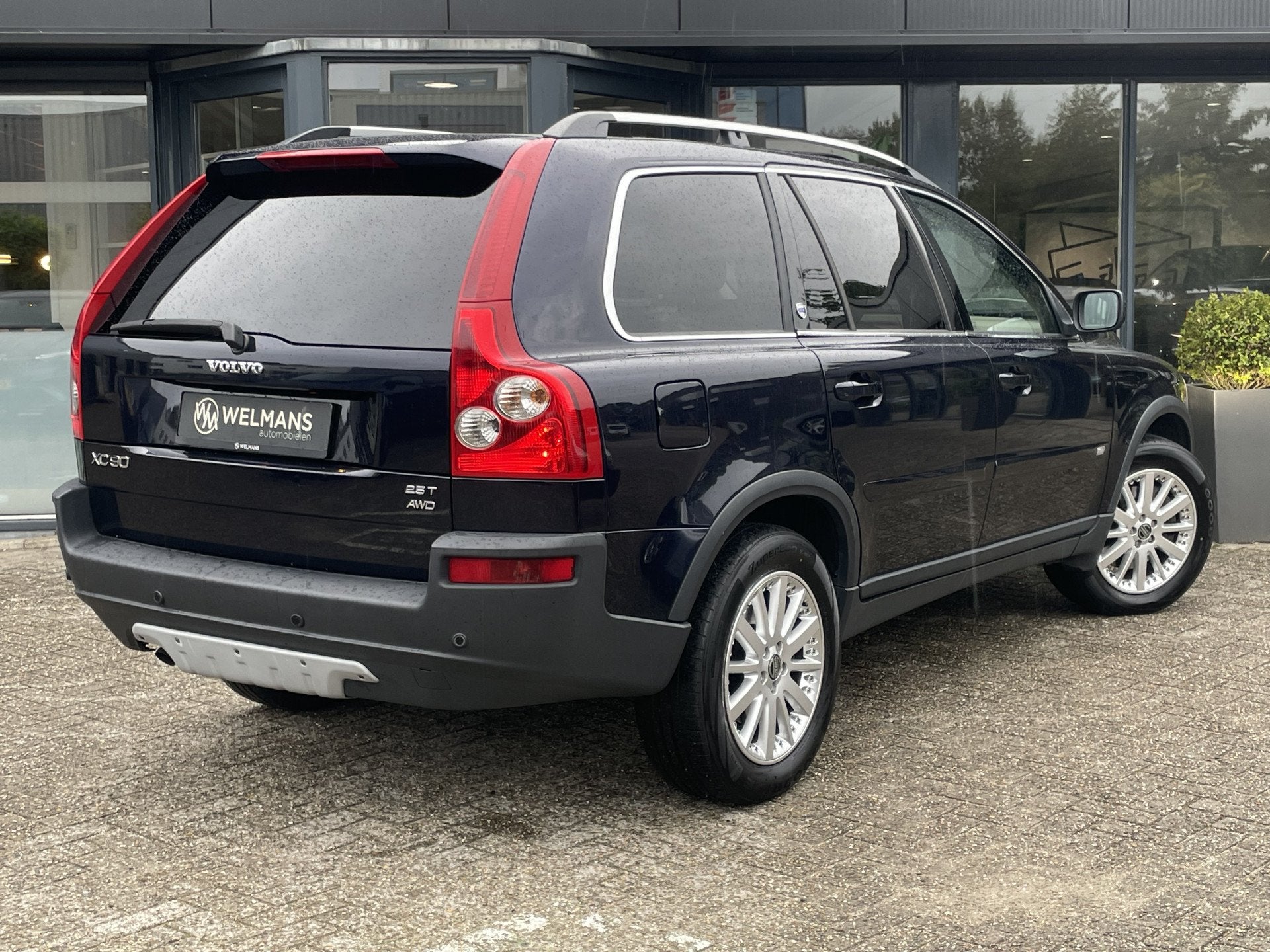 Volvo XC90 2.5T AWD Executive Youngtimer l Schuifdak l 7P l, Auto's, Gebruikt, Beige, 1991 kg, Blauw