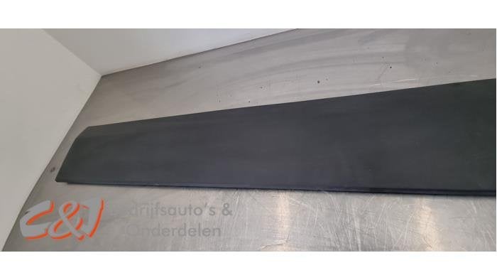 Sierstrip van een Volkswagen Crafter, Gebruikt, -, Volkswagen, -
