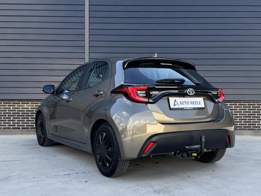 Toyota Yaris 1.5 Hybrid Dynamic Stoelverw, Trekhaak, Keyless, Stof, Gebruikt, Zwart, 116 pk
