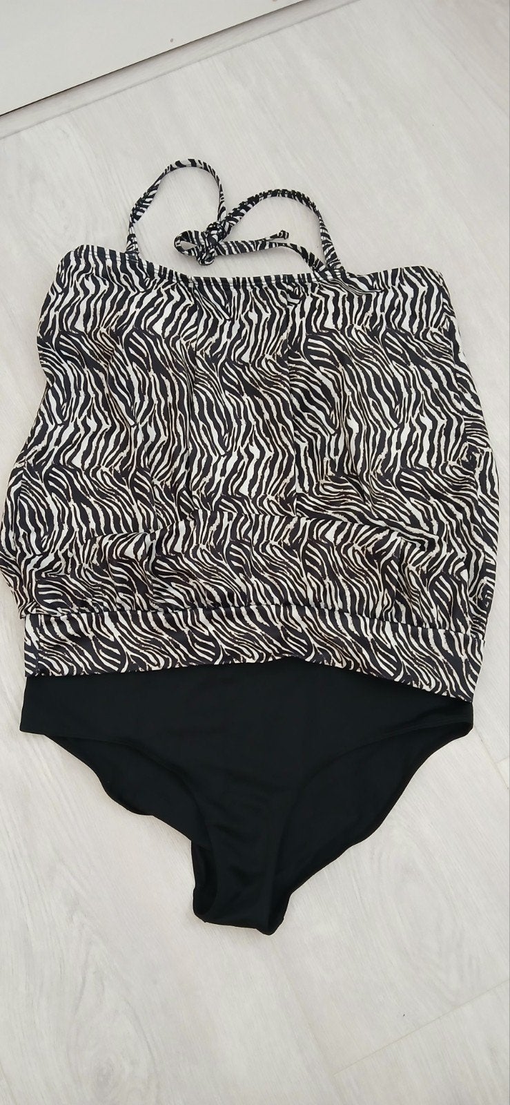 Leuke zebra print tankini mt m 40/42, Ophalen of Verzenden, Zo goed als nieuw, Zwart, Overige typen