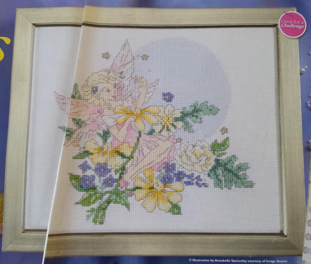 Elfje tussen Bloemen Patroon - Engels, Hobby en Vrije tijd, Patroon, Ophalen of Verzenden, Zo goed als nieuw, Nvt