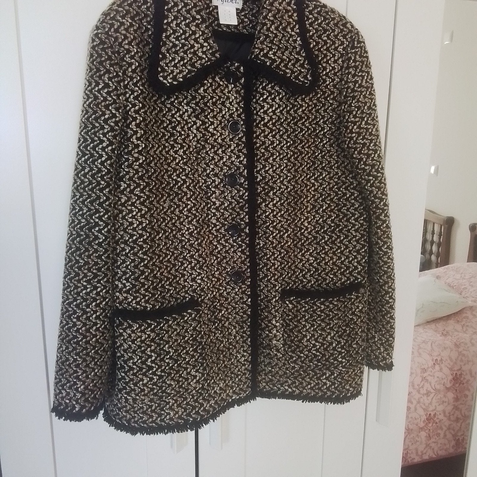 Nieuwe middellange bouclé jas mt46 Afibel, Ophalen of Verzenden, Nieuw, Maat 46/48 (XL) of groter, Zwart