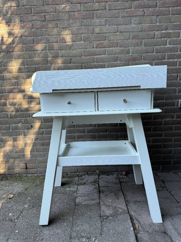 Foto 2 van Childhome commode met verschoonblad & 2 lades