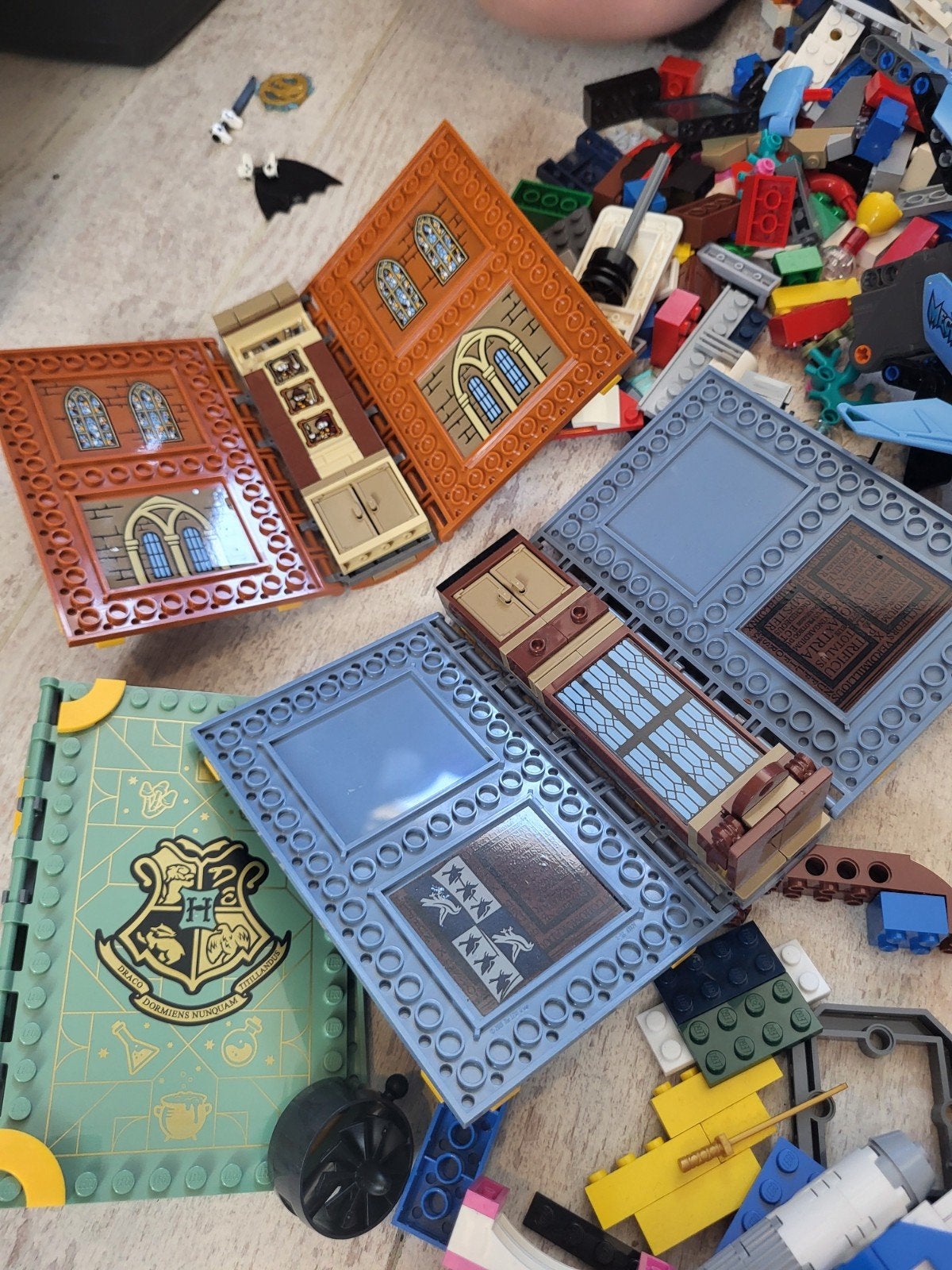4 kilo lego, oa Harry Potter boeken, haai, boot, motor enz, Ophalen, Zo goed als nieuw, Losse stenen, Lego