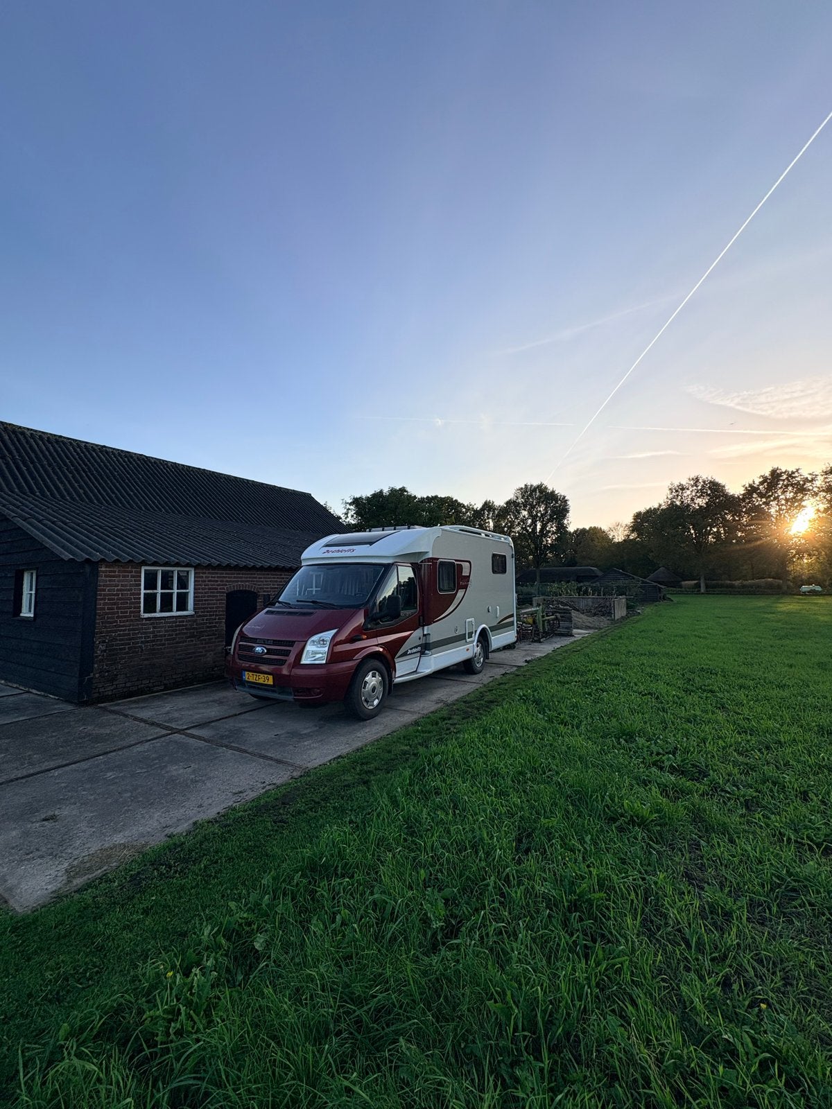 Dethleffs Summer Edition Camper (Nieuwe Motor 2025), Ford, 6 tot 7 meter, Koelkast, Dethleffs