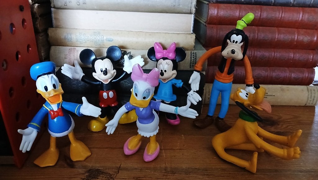 Set rubberen Disney figuren 6 stuks mickey minnie pluto etc., Verzamelen, Disney, Ophalen of Verzenden, Overige figuren, Beeldje of Figuurtje