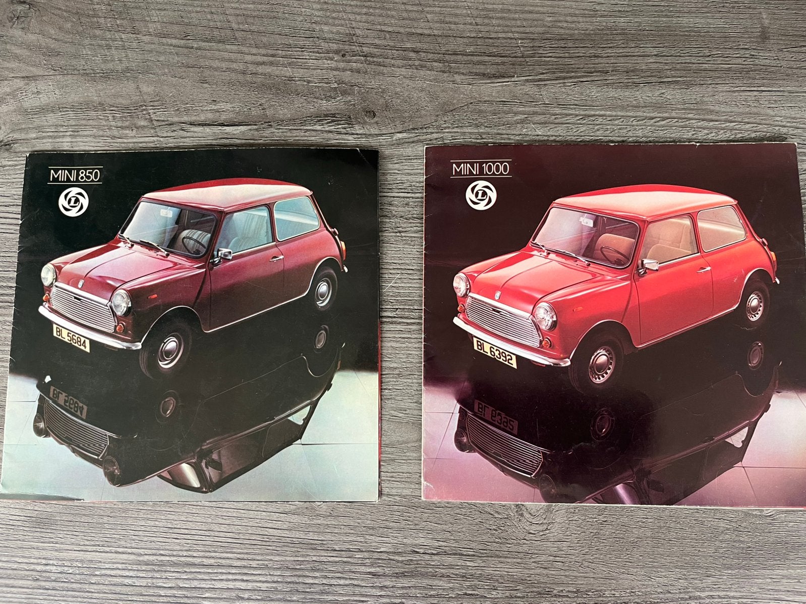 Originele uitklapbare folder Mini 850 en Mini 1000, Ophalen of Verzenden, Overige merken
