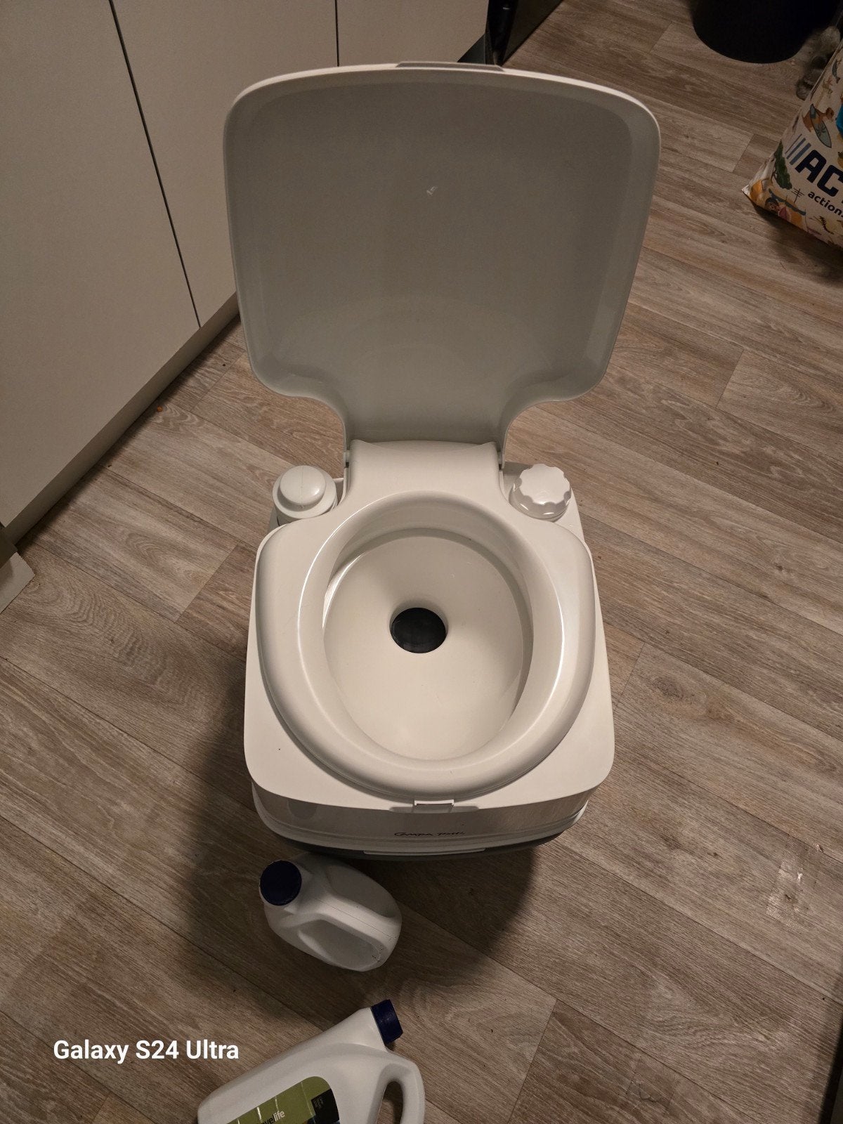 Camping wc, Ophalen