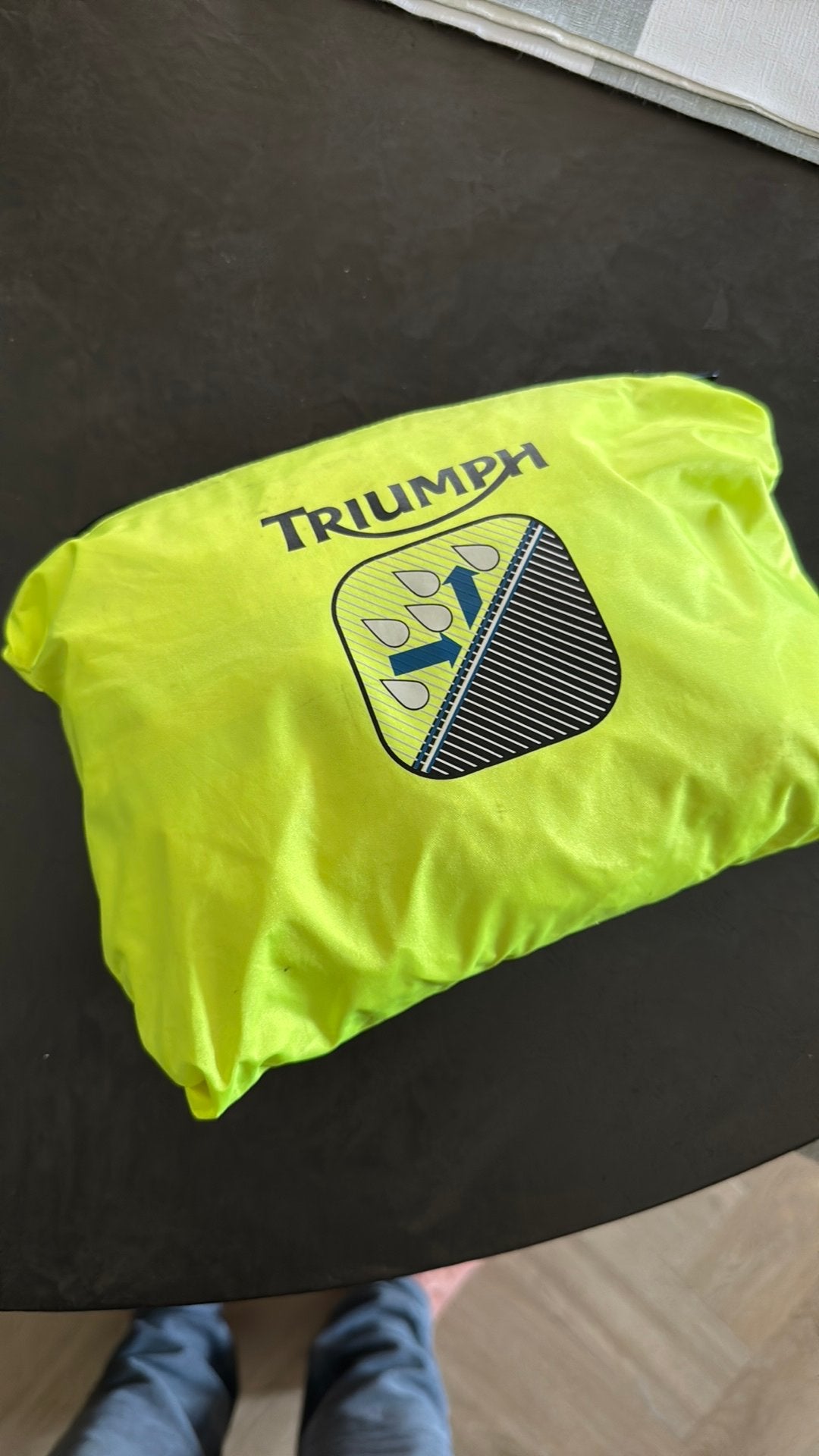TRIUMPH regen jas.   Maat M, Motoren, Kleding | Motorkleding, Ophalen of Verzenden, Tweedehands, Jas | textiel