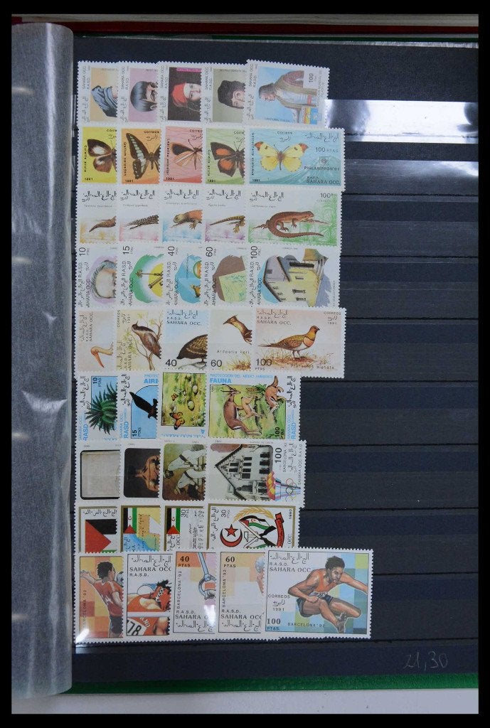 Doos met 13 postzegels collecties, koopje!, Postzegels en Munten, Postzegels | Volle albums en Verzamelingen, Ophalen of Verzenden