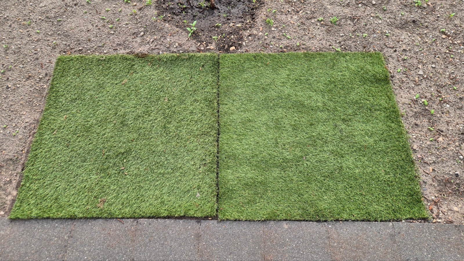 Nette kunstgras 2 stuks, Ophalen, Zo goed als nieuw, Minder dan 10 m²