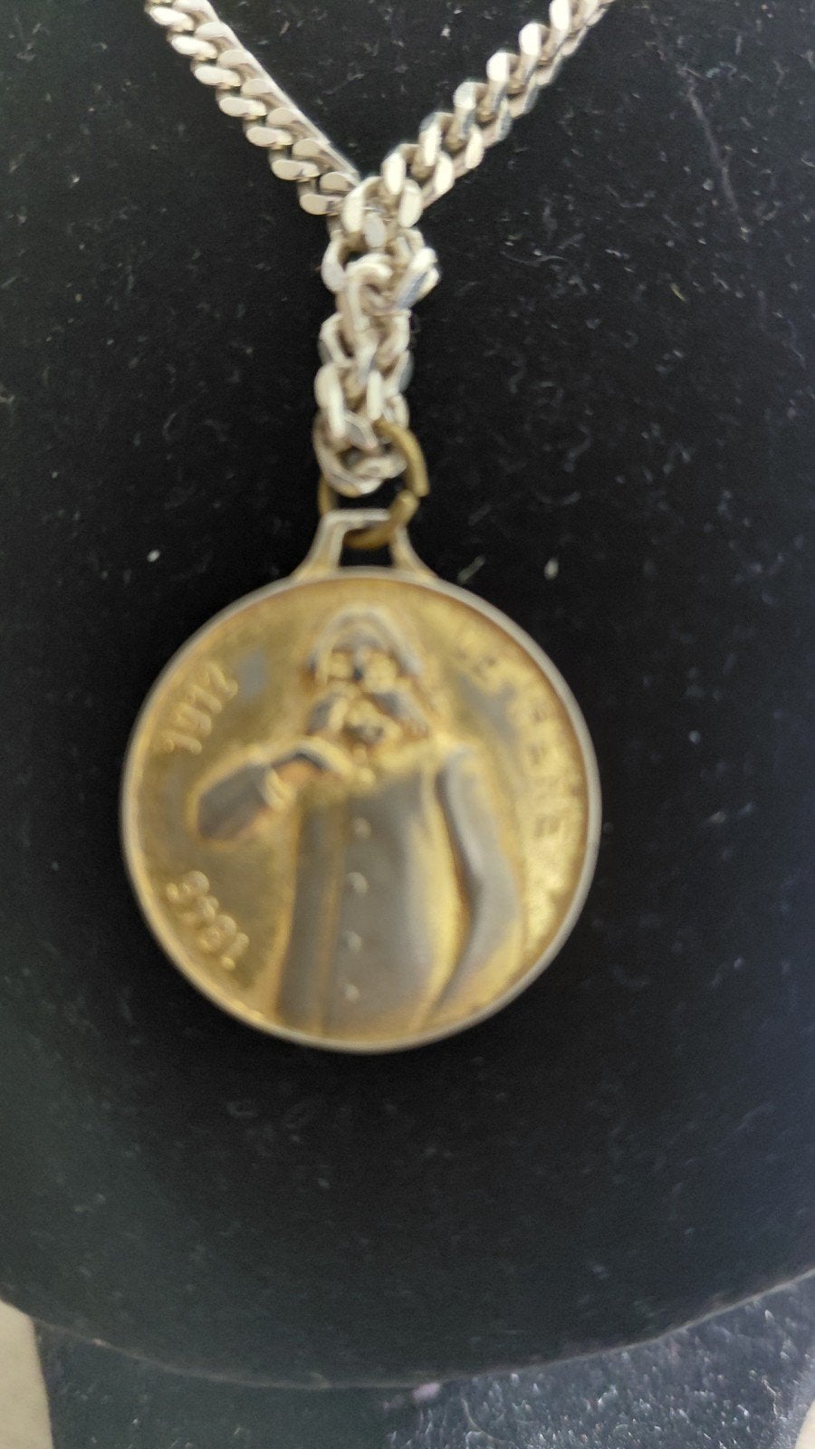 Vintage medaillon 'La Mere' 1849-1914, Ophalen of Verzenden, Gebruikt, Goud, Overige materialen