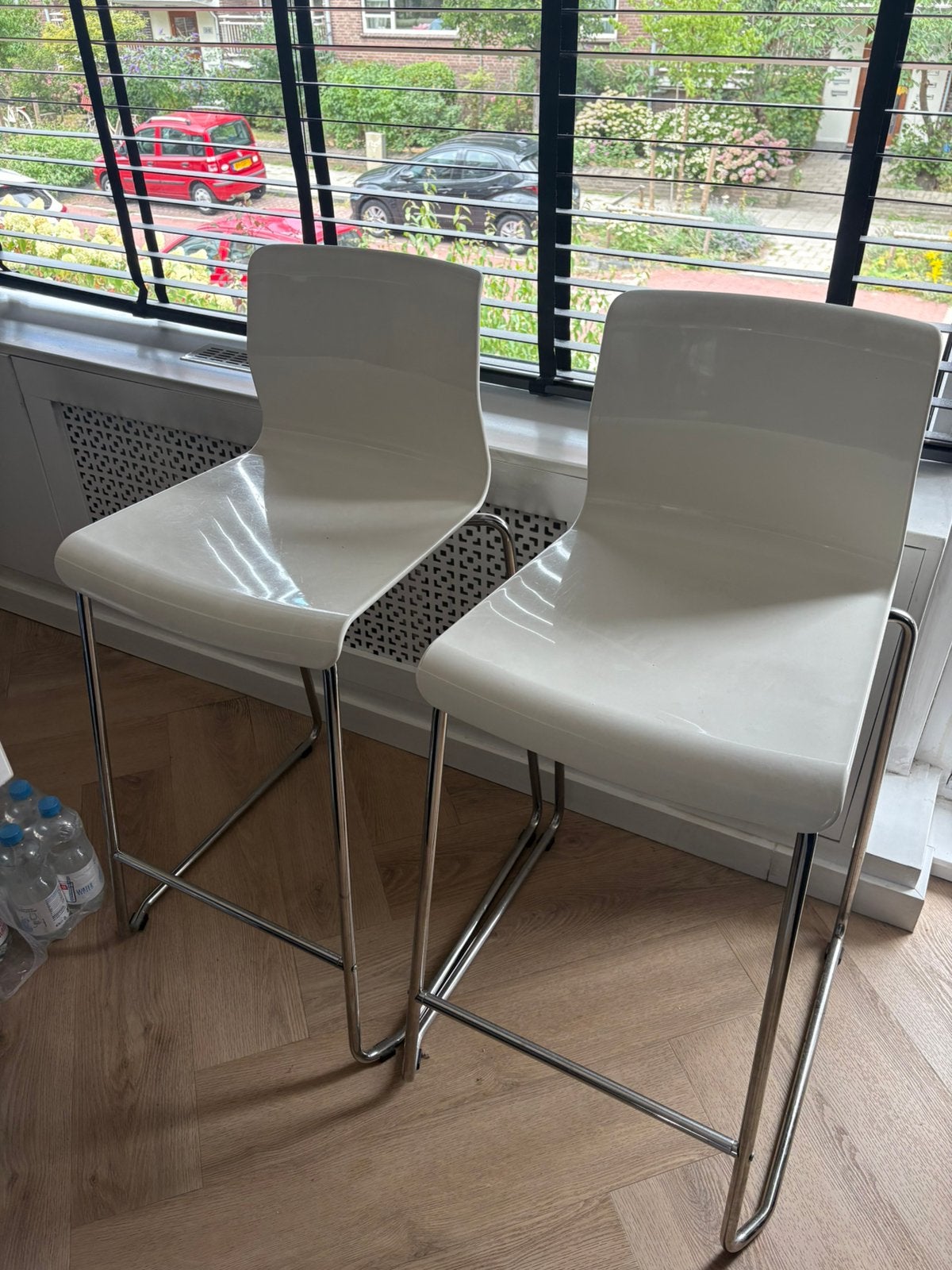 2 ikea witte barkrukken, 2 krukken, Ophalen of Verzenden, Gebruikt, 60 tot 90 cm