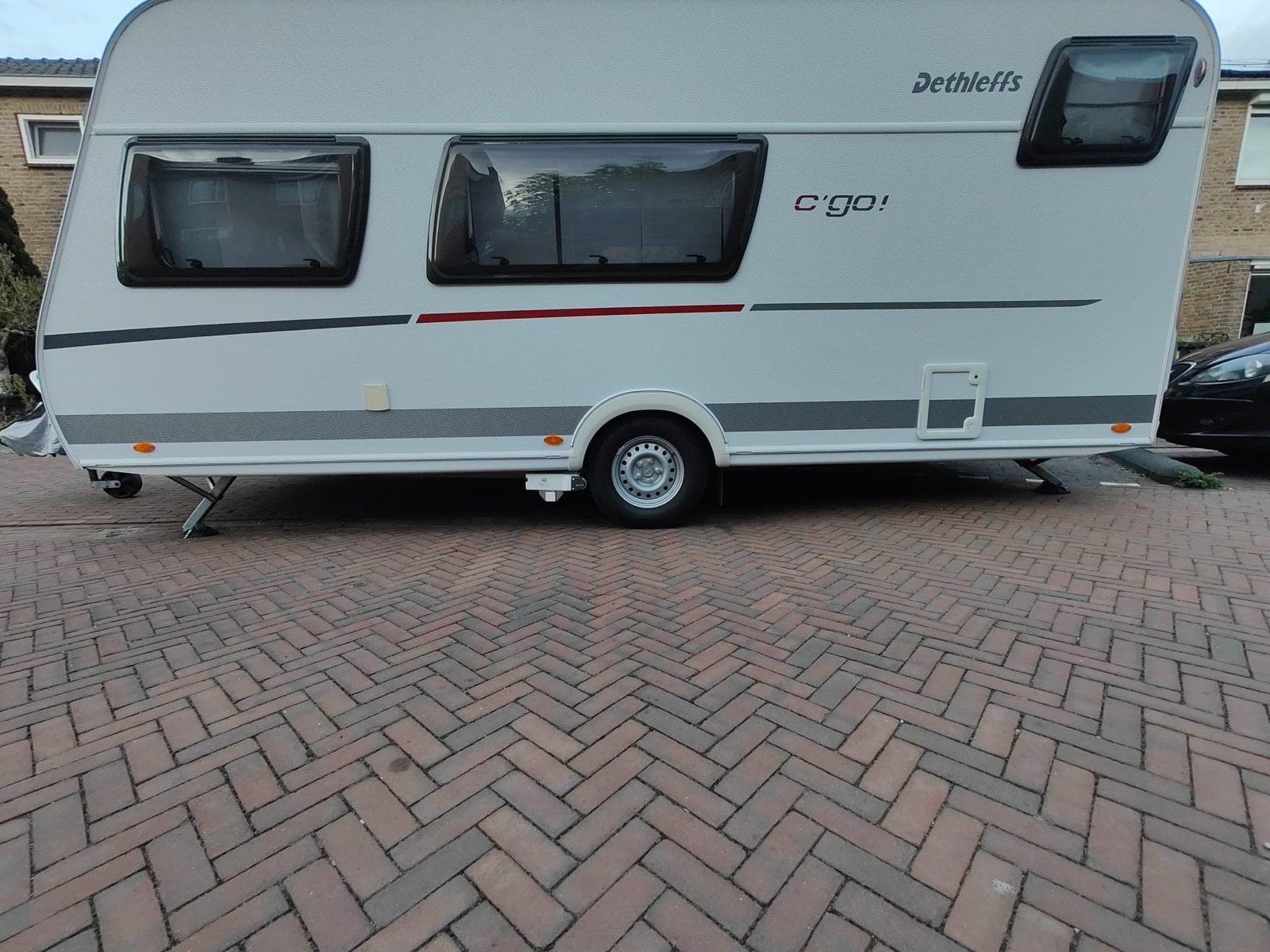Dethleffs c'go 495 QSK | Stapelbed | Mover | Airco, Treinzit, Particulier, Tot en met 6, Ringverwarming