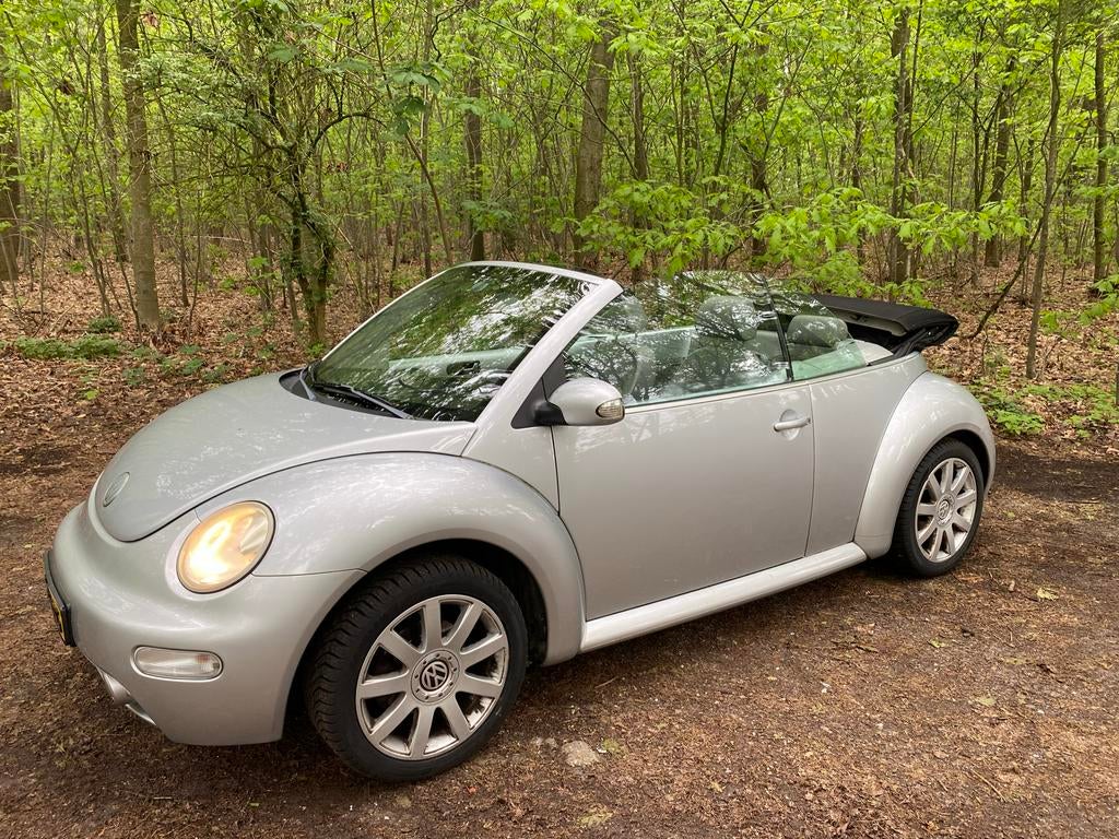 Volkswagen Beetle (Kever) 2.0 Cabriolet 85KW 2003 Grijs, Voorwielaandrijving, Beetle (Kever), 4 cilinders, 4 stoelen