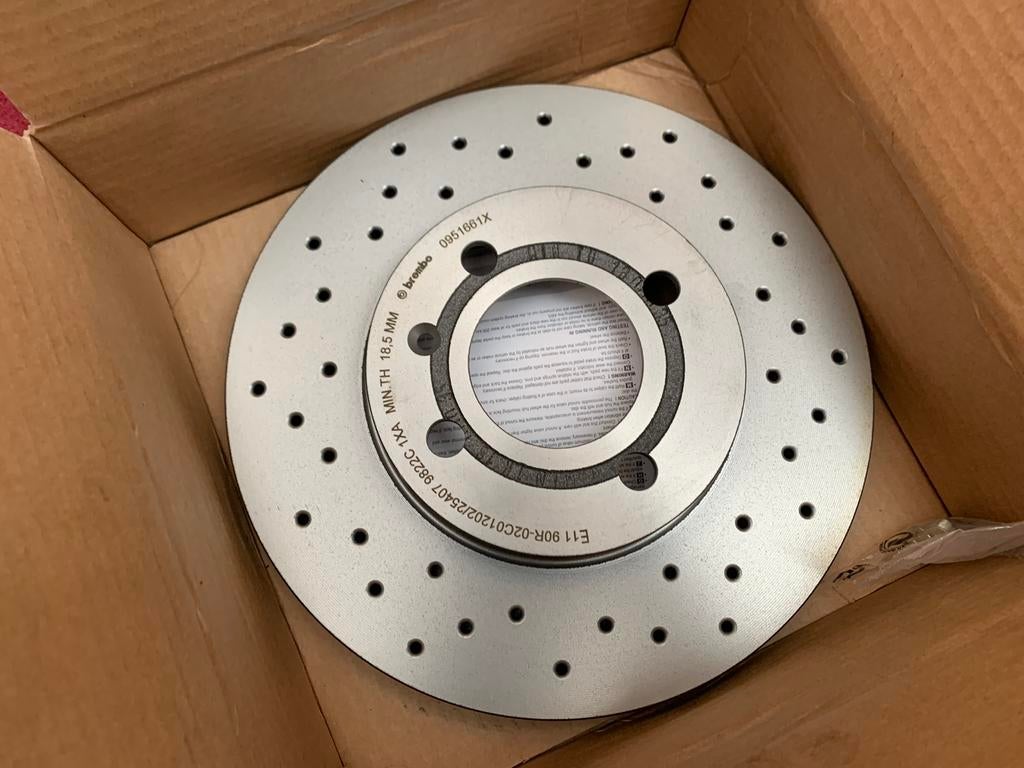 Brembo Remschijven Geventileerd Nieuw VAG, Auto-onderdelen, Remmen en Aandrijving, Ophalen of Verzenden, Nieuw, Seat